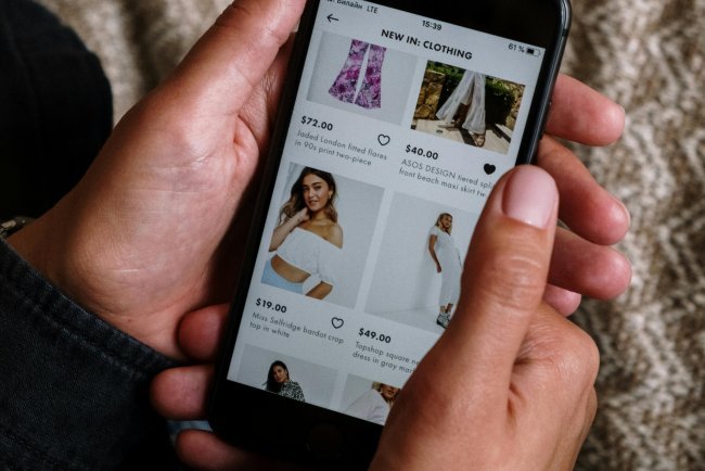 Why You Should Sell Second Hand Mobile Phone Units to Cashofone Today